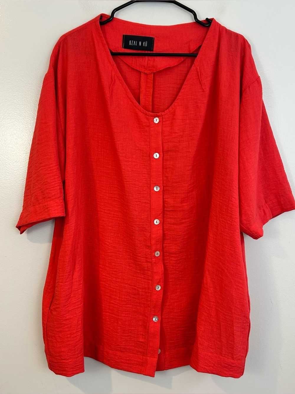 Ozai N Ku Vibrant Red/Orange Button Down Oversized Lagenlook Top Size Medium
